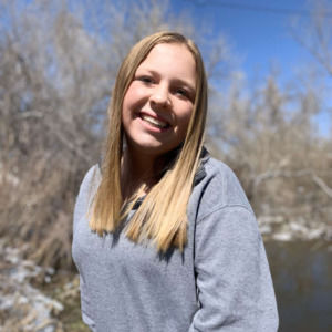 Meet your Posher, Julia